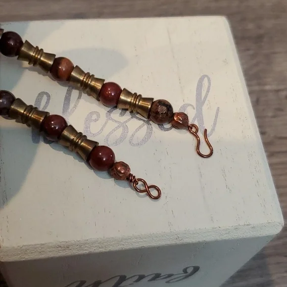 🦋NIB TIGER EYE BRASS NECKLACE